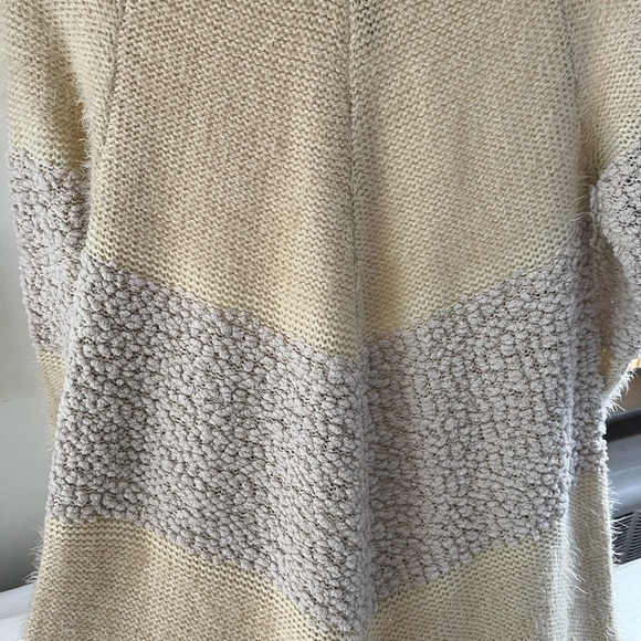 Anthropologie Ladies M beige eyelash sweater. Unique textures, loose threads. - Picture 3 of 8